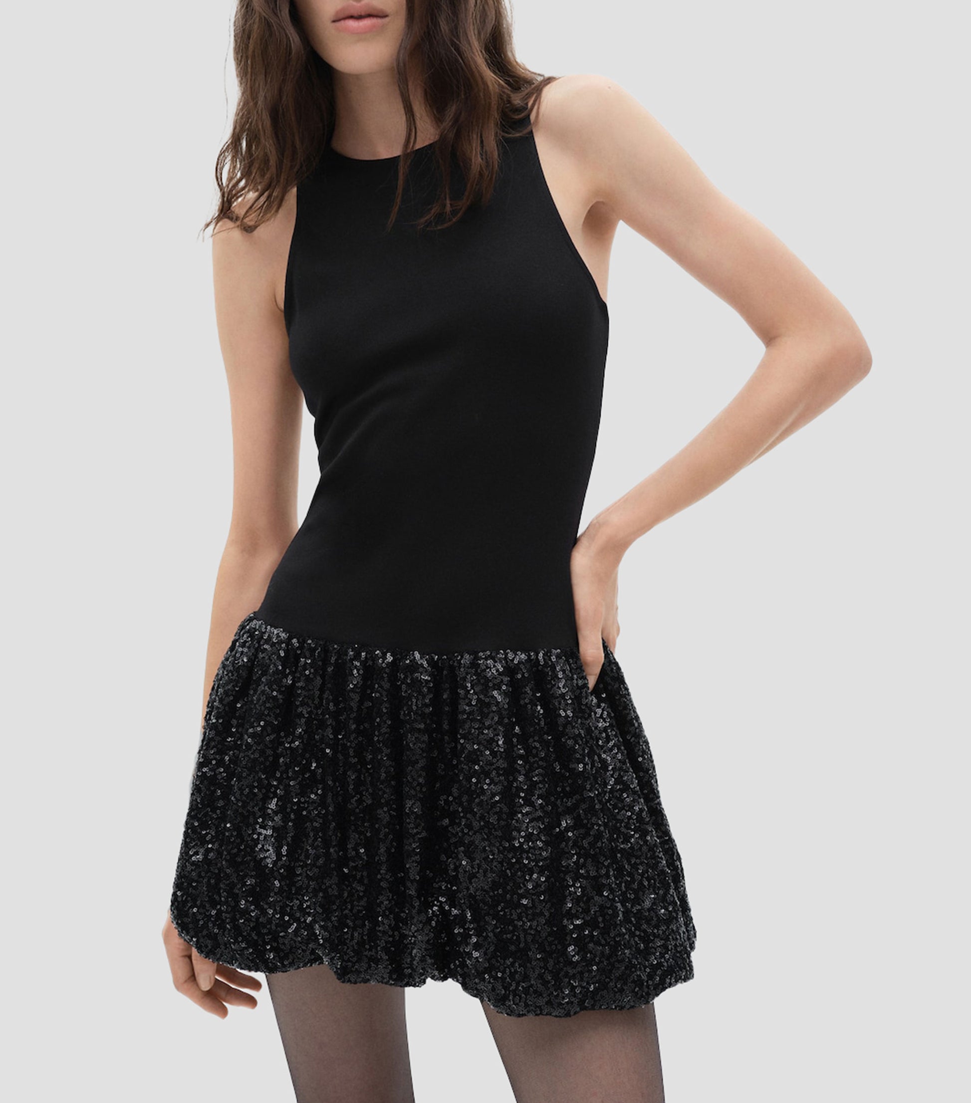 Vestido elegante con lentejuelas
